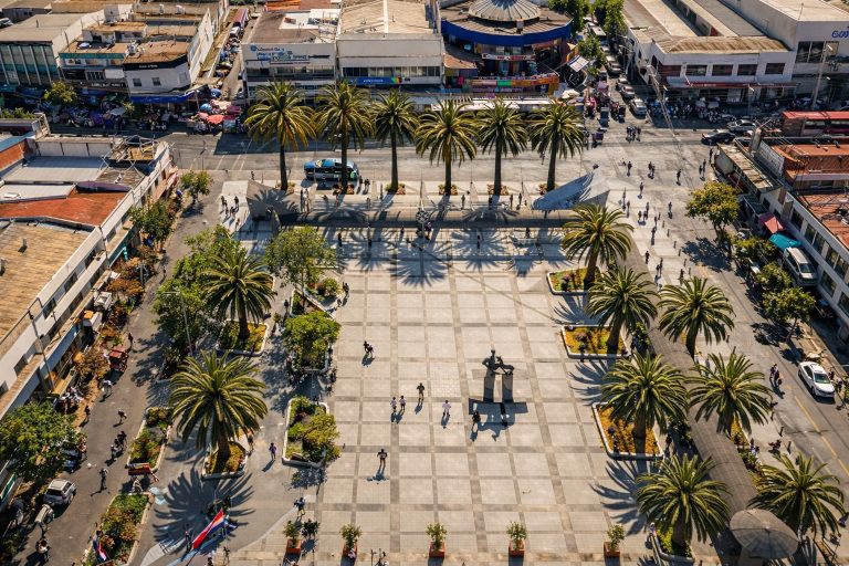 Recuperación de espacios: El casco histórico de Puente Alto vuelve a los vecinos