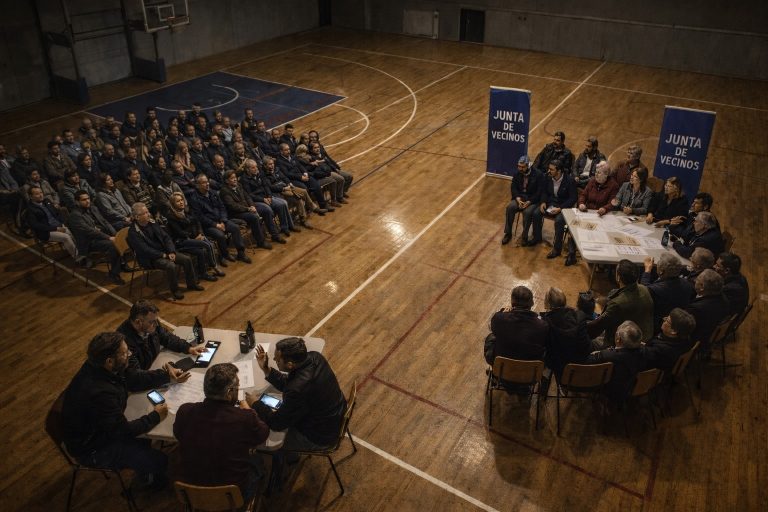 Junta de vecinos o comité de seguridad: quién manda realmente en el barrio